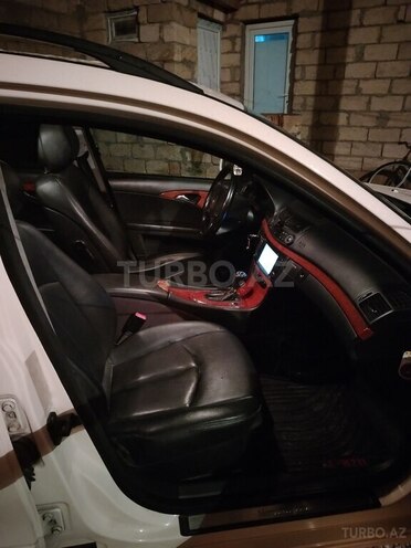 Mercedes E 220 d 2007, 390,000 km - 2.2 l - Bakı