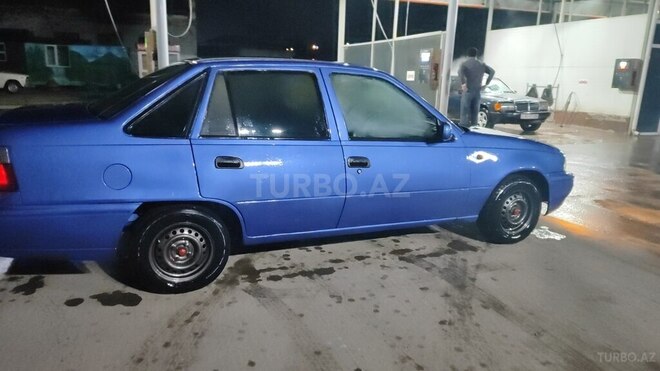 Daewoo Nexia 1997, 400,000 km - 1.6 l - Quba
