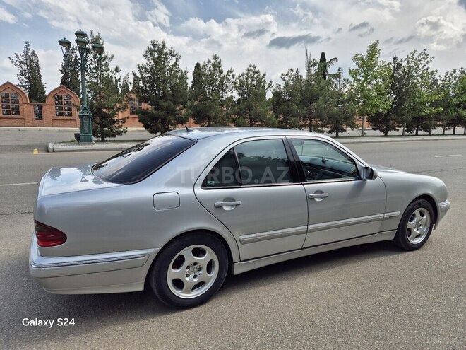 Mercedes E 270 2000, 303,525 km - 2.7 l - Gəncə