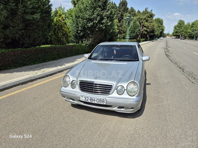 Mercedes E 270 2000, 303,525 km - 2.7 l - Gəncə