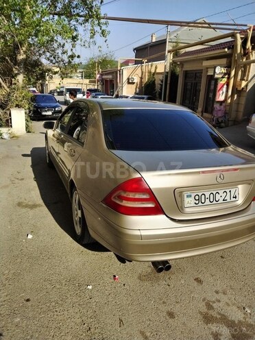 Mercedes C 200 2000, 418,000 km - 2.0 l - Bakı