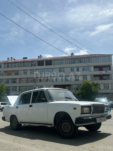 LADA (VAZ) 2107 2001, 90,000 km - 1.6 l - Qusar