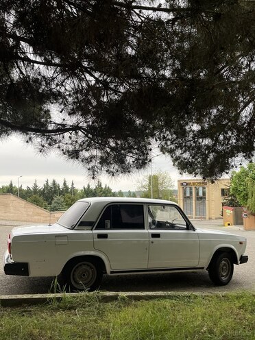 LADA (VAZ) 2107 2001, 90,000 km - 1.6 l - Qusar