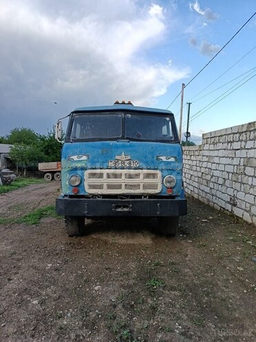 MAZ 5549 1989, 110,000 km - 11.0 l - Qazax