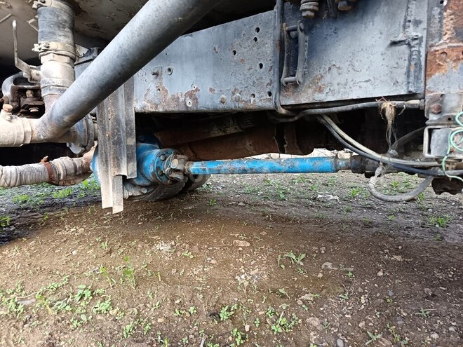 MAZ 5549 1989, 110,000 km - 11.0 l - Qazax