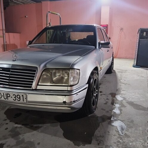 Mercedes E 200 1993, 477,778 km - 2.0 l - Bakı