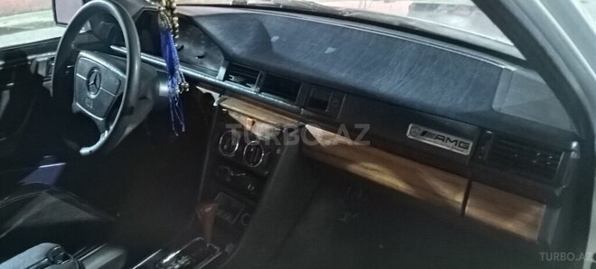 Mercedes E 200 1993, 477,778 km - 2.0 l - Bakı