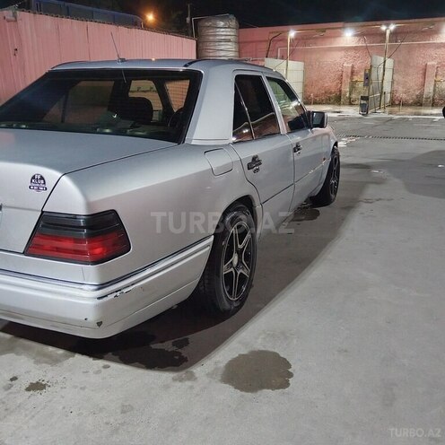 Mercedes E 200 1993, 477,778 km - 2.0 l - Bakı