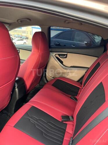 Hyundai Elantra 2015, 254,276 km - 1.8 l - Bakı