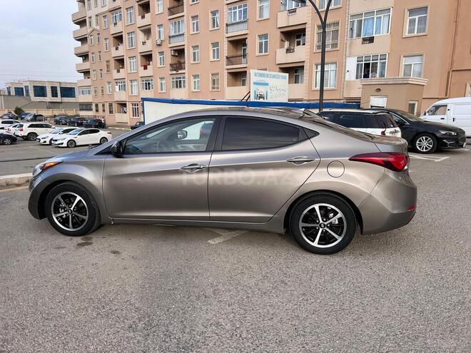 Hyundai Elantra 2015, 254,276 km - 1.8 l - Bakı
