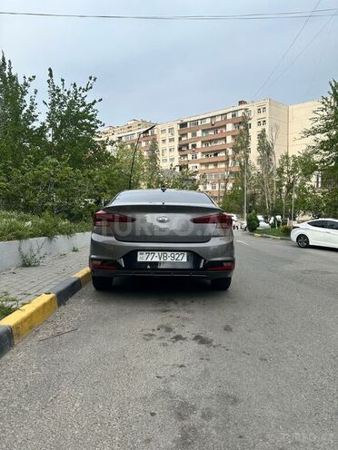 Hyundai Elantra 2019, 74,000 km - 2.0 л - Bakı