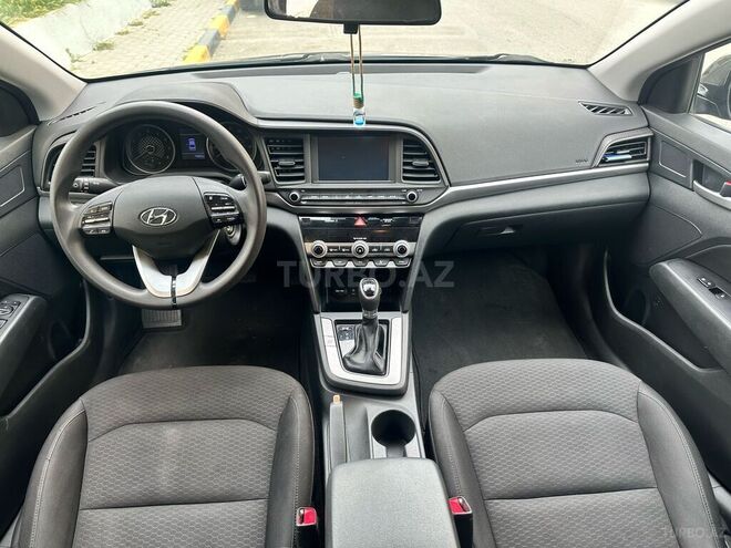 Hyundai Elantra 2019, 74,000 km - 2.0 л - Bakı