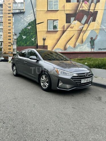 Hyundai Elantra 2019, 74,000 km - 2.0 л - Bakı
