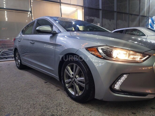 Hyundai Elantra 2016, 173,809 km - 2.0 l - Bakı