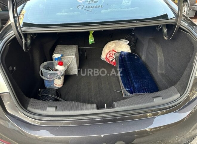 Chevrolet Cruze-9