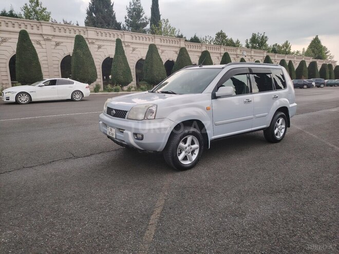 Nissan X-Trail 2001, 181,000 km - 2.0 l - Gəncə