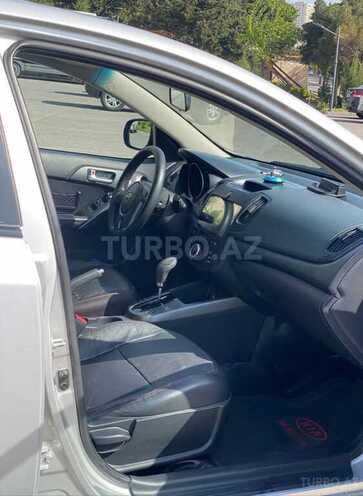 Kia Cerato 2010, 290,000 km - 2.0 l - Bakı