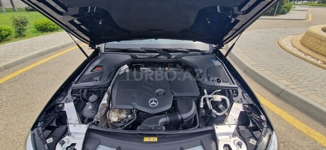 Mercedes E 220 d 4MATIC 2017, 157,000 km - 2.0 л - Bakı
