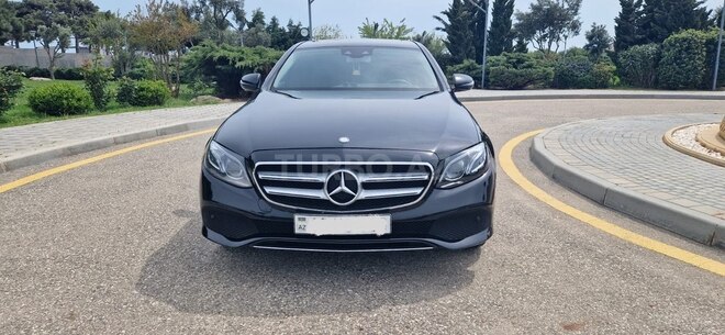 Mercedes E 220 d 4MATIC 2017, 157,000 km - 2.0 л - Bakı