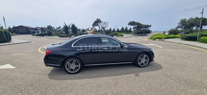 Mercedes E 220 d 4MATIC 2017, 157,000 km - 2.0 л - Bakı