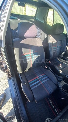Volkswagen Golf 1993, 350,000 km - 1.8 l - Zaqatala