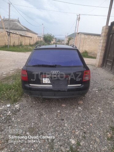 Audi A6 1998, 180,000 km - 2.4 l - Şabran