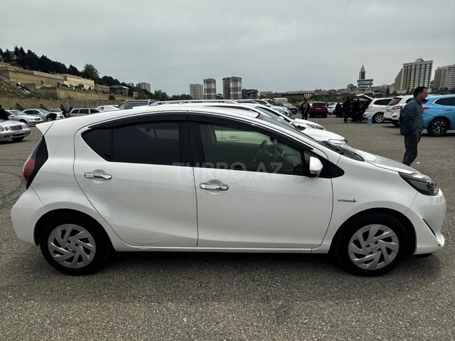 Toyota Aqua 2018, 88,430 km - 1.5 l - Bakı