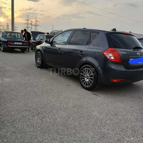 Kia Ceed 2009, 230,000 km - 1.4 л - Bakı