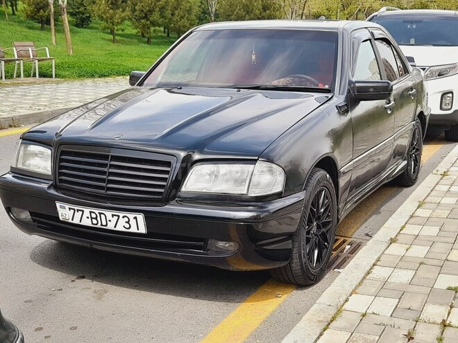 Mercedes C 230 2000, 317,000 km - 2.3 l - Bakı