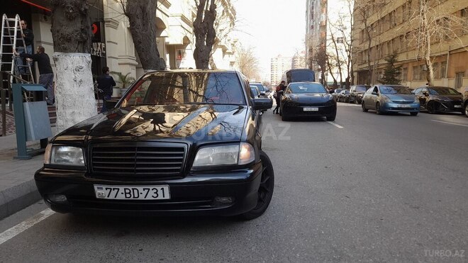 Mercedes C 230 2000, 317,000 km - 2.3 l - Bakı