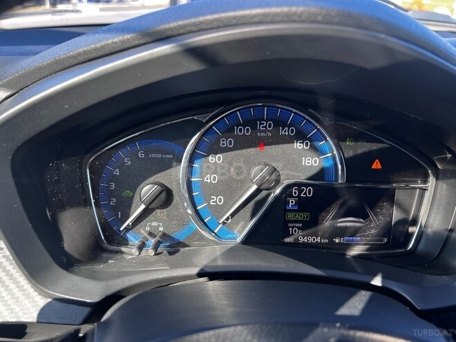 Toyota Corolla Fielder 2019, 104,000 km - 1.5 л - Bakı