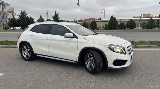 Mercedes GLA 200 2015, 155,000 km - 1.6 l - Bakı