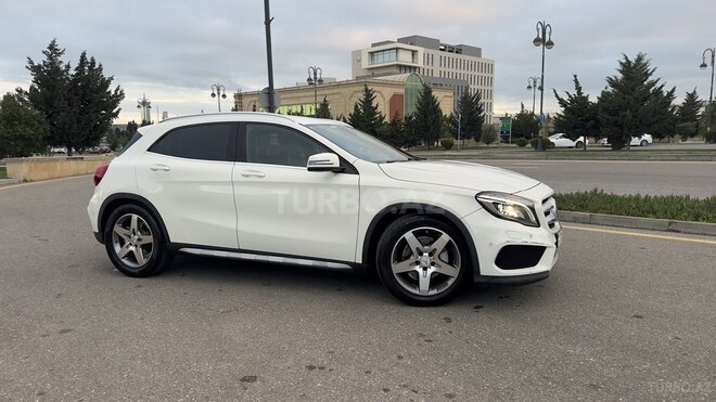 Mercedes GLA 200 2015, 155,000 km - 1.6 l - Bakı