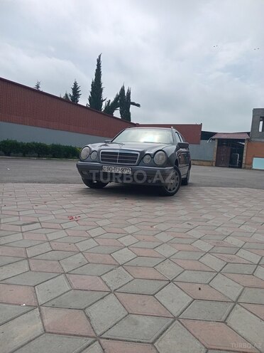 Mercedes E 220 d 1998, 92,574 km - 2.2 л - Biləsuvar
