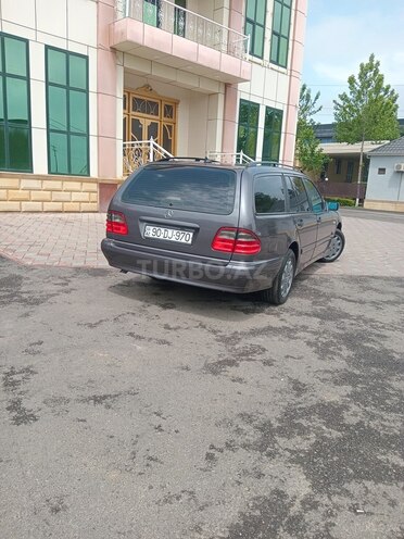 Mercedes E 220 d 1998, 92,574 km - 2.2 л - Biləsuvar