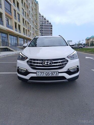 Hyundai Santa Fe-1