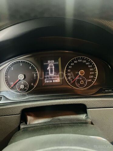 Volkswagen Multivan 2012, 318,000 km - 2.0 л - Bakı