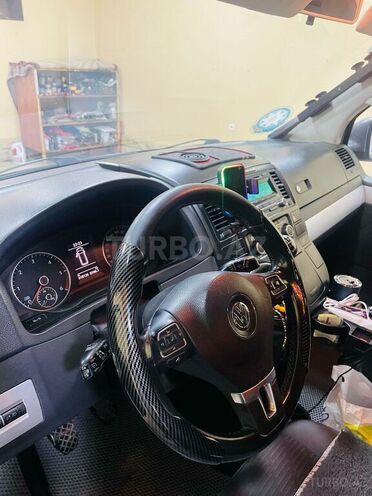 Volkswagen Multivan 2012, 318,000 km - 2.0 л - Bakı