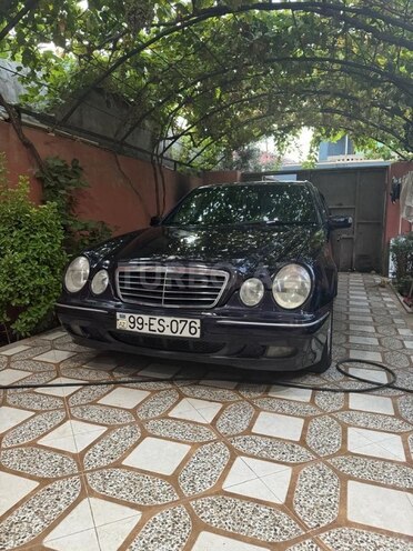 Mercedes E 270 2000, 450,000 km - 2.7 l - Bakı