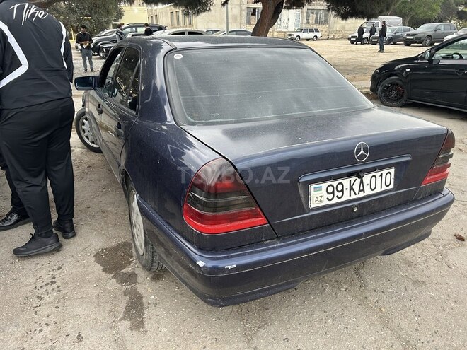 Mercedes C 220 d 1999, 345,000 km - 2.2 l - Bakı