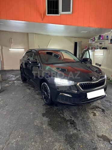 Skoda Rapid 2021, 88,000 km - 1.6 l - Bakı