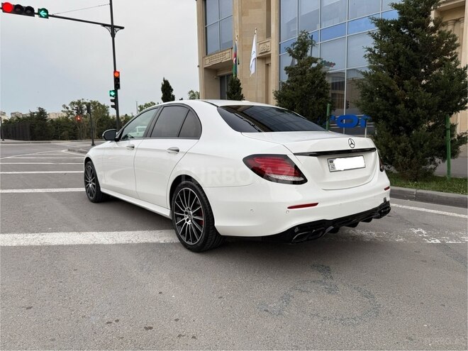Mercedes E 300 2017, 180,000 km - 2.0 л - Bakı