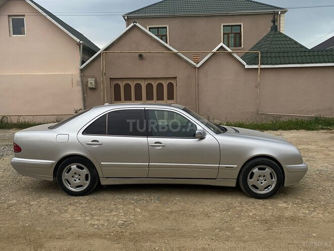 Mercedes E 240 1999, 390,000 km - 2.4 l - Bakı