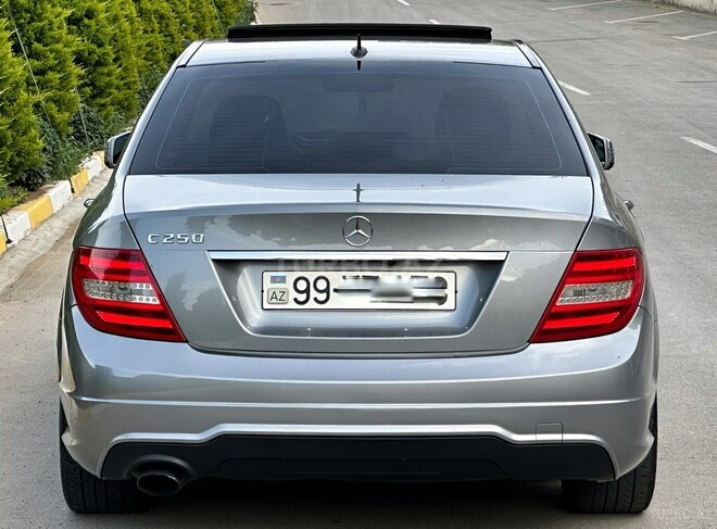 Mercedes C 250 2014, 155,000 km - 1.8 л - Bakı