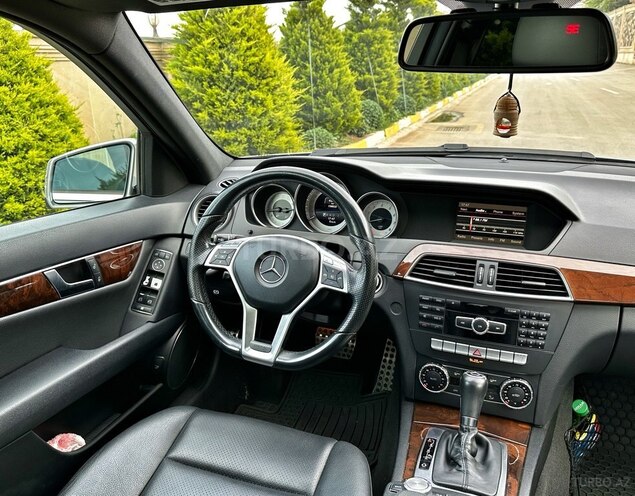 Mercedes C 250 2014, 155,000 km - 1.8 л - Bakı