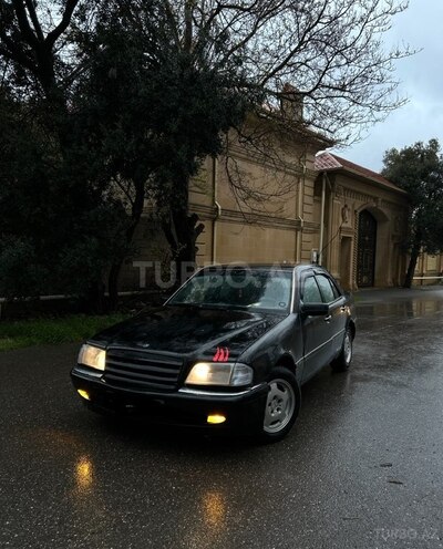 Mercedes C 180 1995, 238,963 km - 1.8 л - Bakı