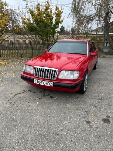 Mercedes E 220 1993, 999,888 km - 2.2 л - Xaçmaz