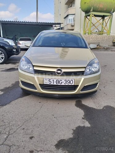 Opel Astra 2005, 200,000 km - 1.4 l - Samux