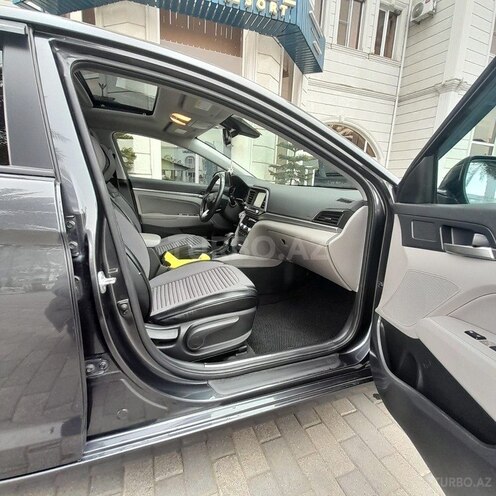 Hyundai Elantra 2020, 63,730 km - 2.0 l - Bakı