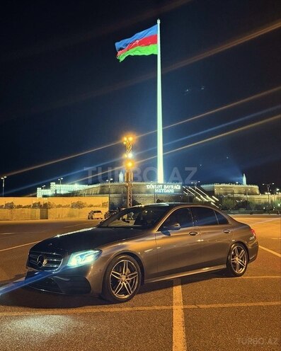 Mercedes E 220 d 2017, 291,000 km - 2.0 l - Bakı